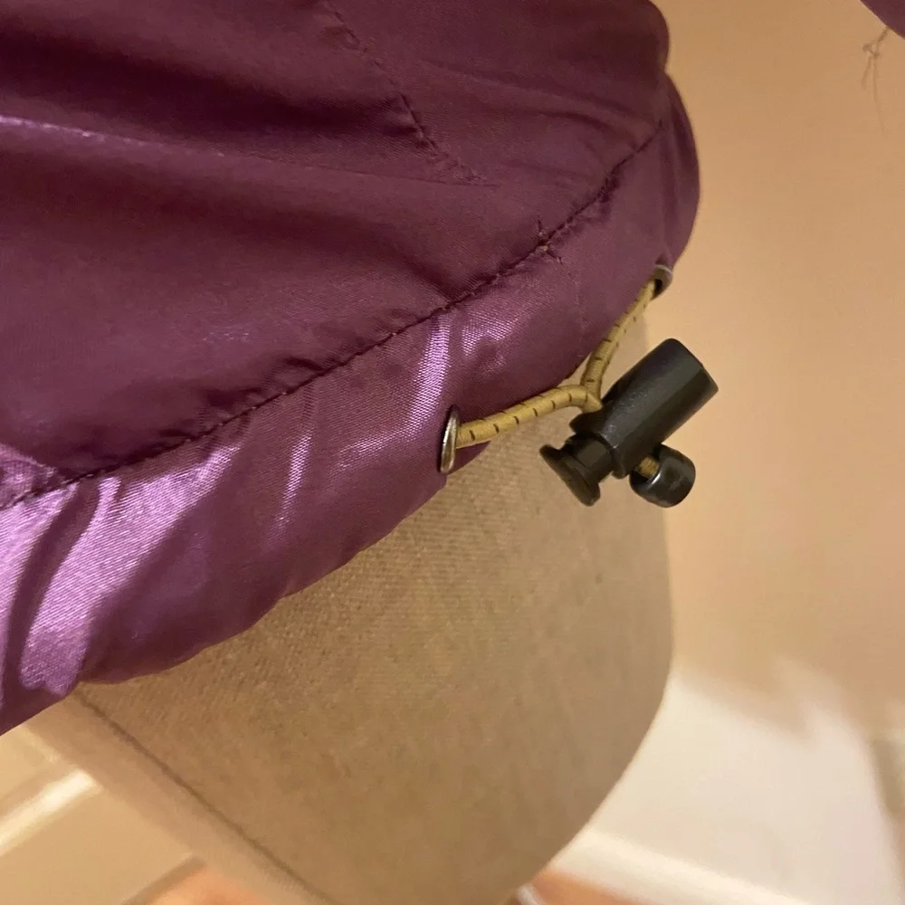 The North Face Reversible Jacket - Picture 4 of 11